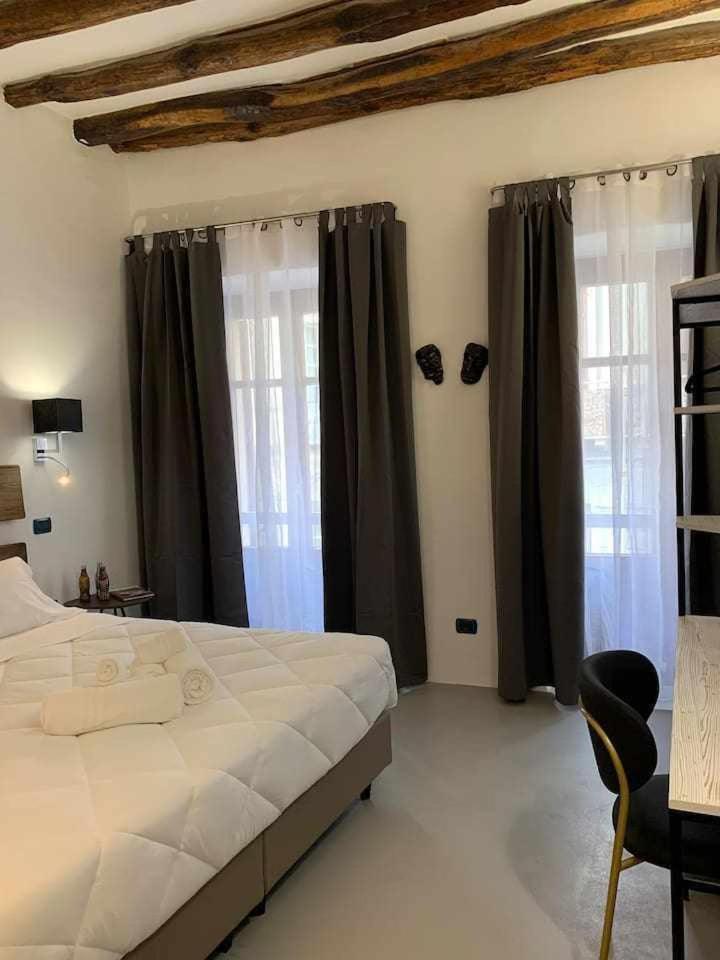 C&O Savoia Deluxe Rooms كالياري المظهر الخارجي الصورة