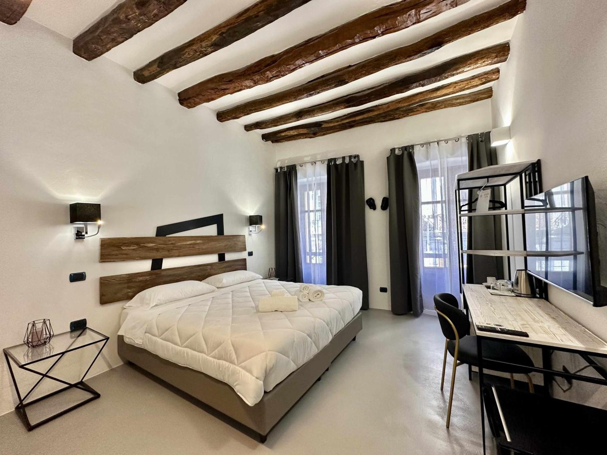 C&O Savoia Deluxe Rooms كالياري المظهر الخارجي الصورة